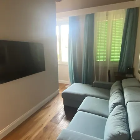 Casa Del Giglio Apartment *